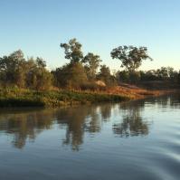 Kinnon & Co Thomson River Cruise